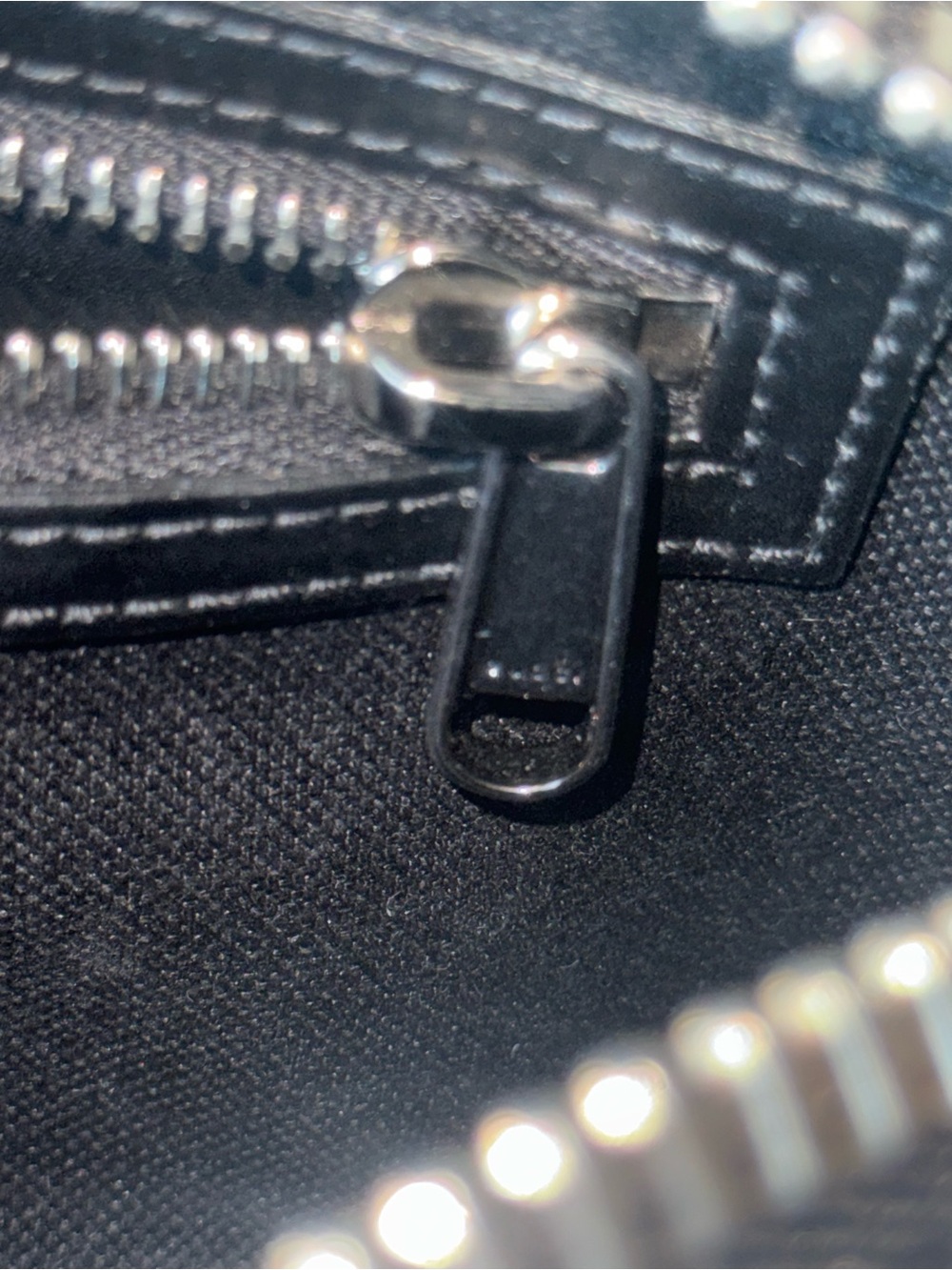 Mens Gucci Black and Gray GG Canvas Belt Bag with Silver Hardware - Picture 7 of 12